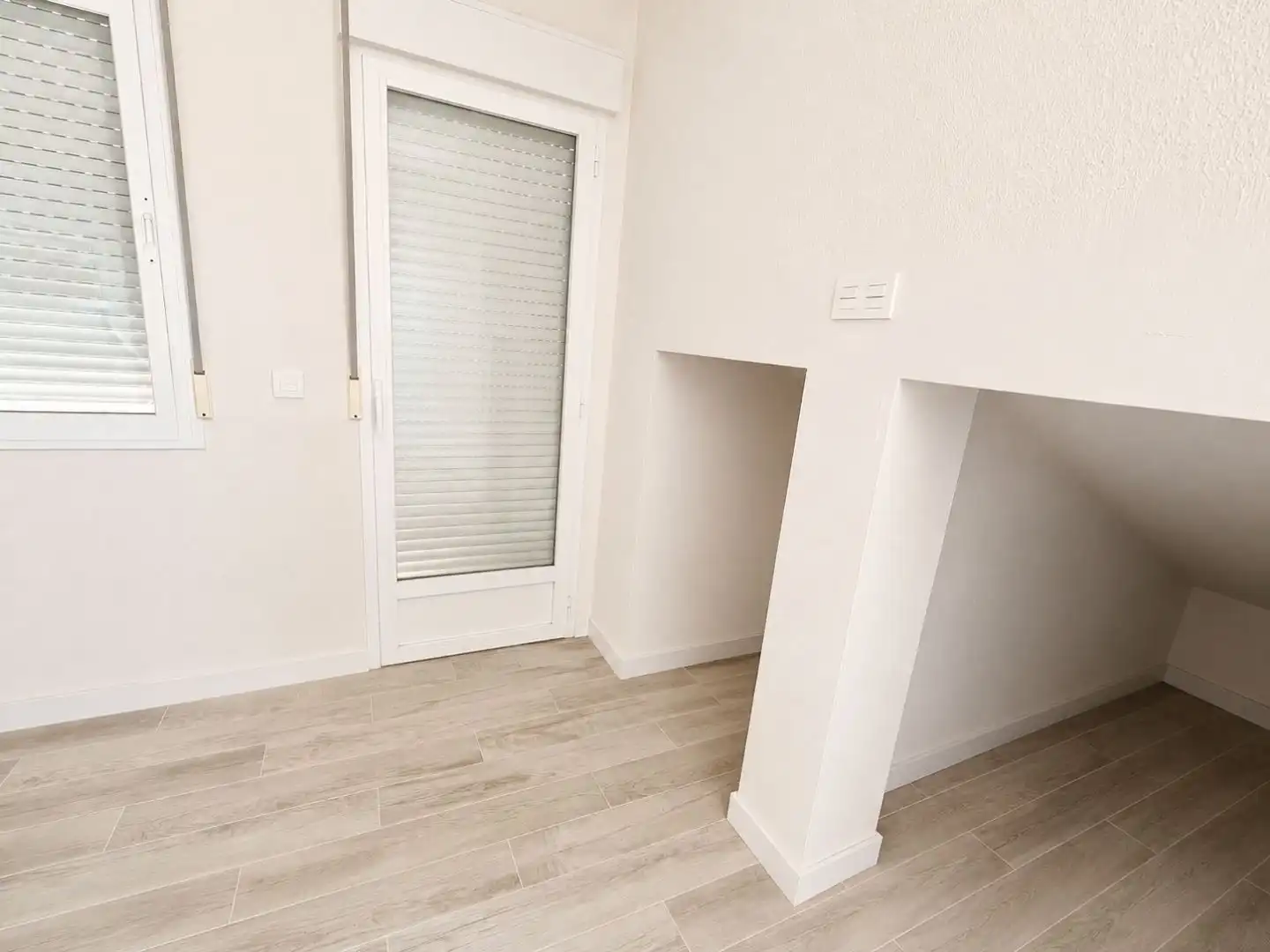 Habitación de Casa adosada en venta en Almuñécar con Aire acondicionado, Terraza y Balcón