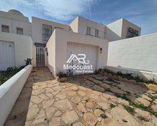 Vista exterior de Dúplex en venda en Mojácar amb Terrassa, Piscina i Piscina comunitària