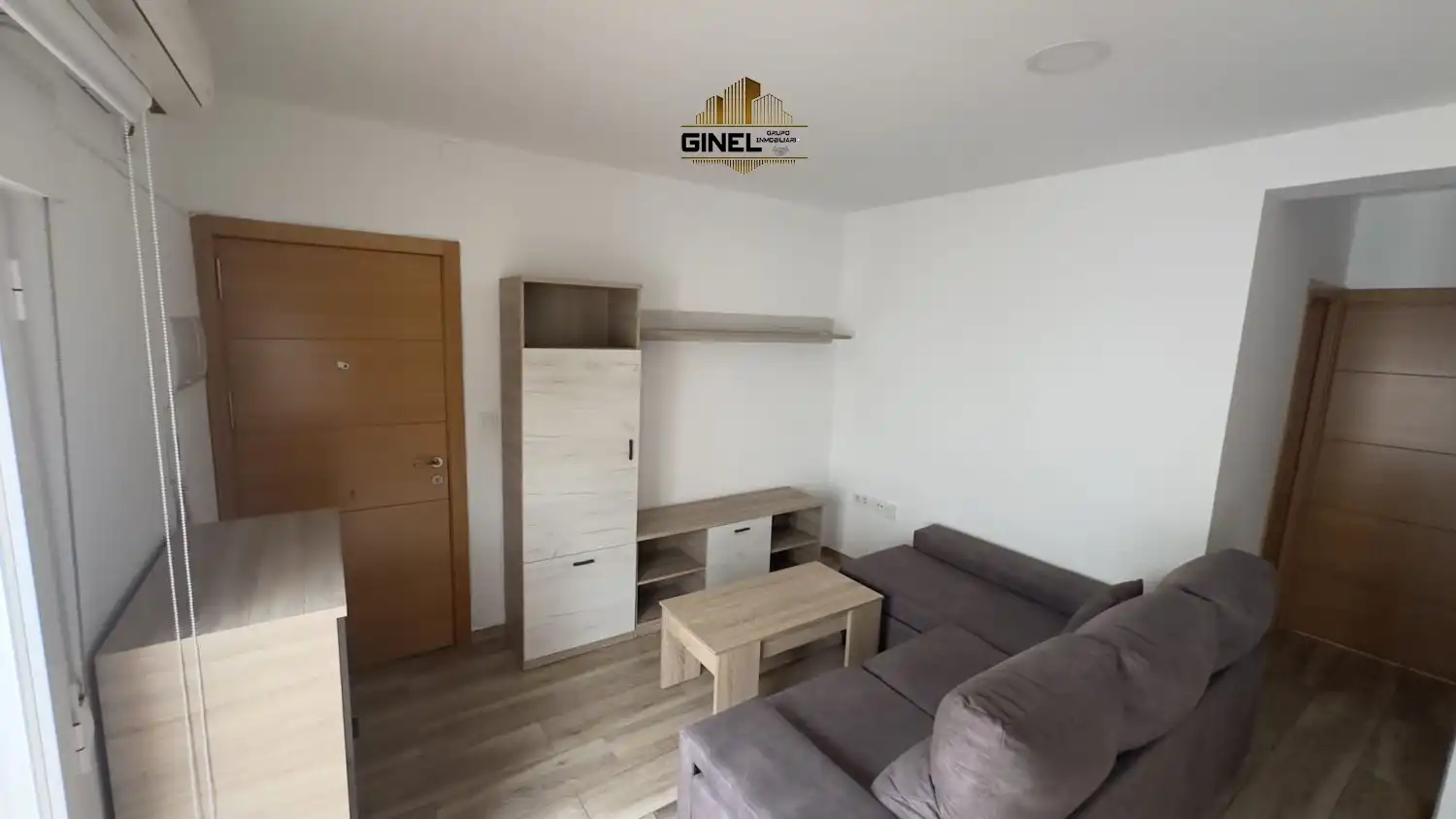 Living room of Flat for rent in  Jaén Capital  with Air Conditioner, Heating and Balcony