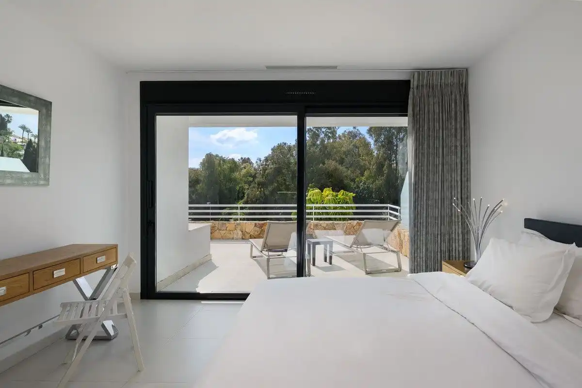 Terrassa de Casa o xalet en venda en Marbella amb Terrassa, Alarma i Piscina comunitària