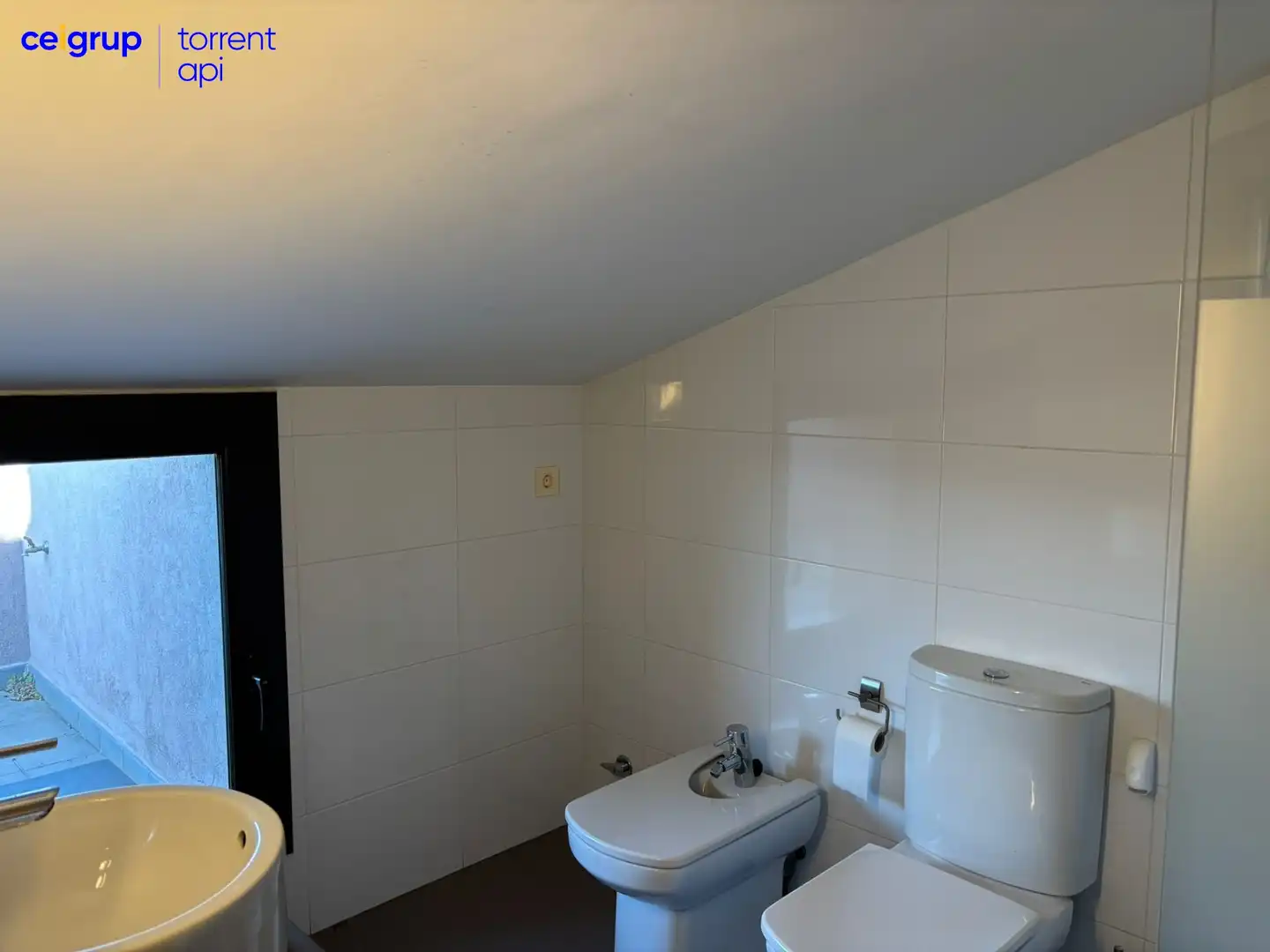 Baño de Dúplex en venta en Torroella de Montgrí con Aire acondicionado, Terraza y Piscina