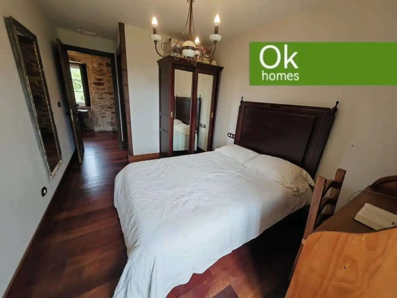 Schlafzimmer von Country house zum Verkauf in Sobrado (A Coruña) mit Heizung, Privatgarten und Parkett