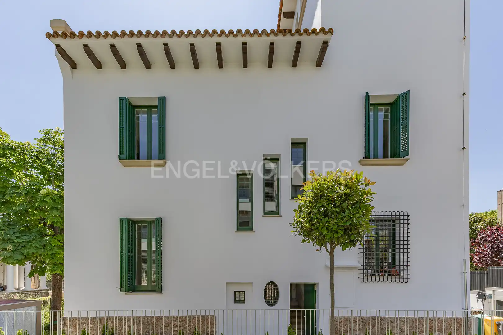 Exterior view of Houses for rent in Sant Cugat del Vallès  with Air Conditioner, Heating and Private garden
