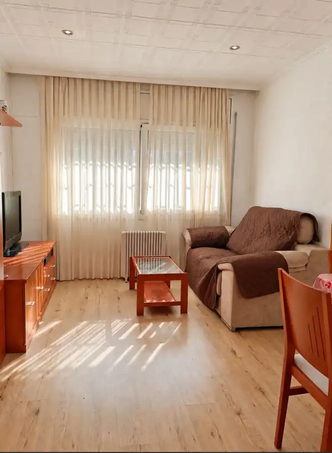 Flat for sale in Poble Nou - Torre-romeu - Can Roqueta, imagen 3