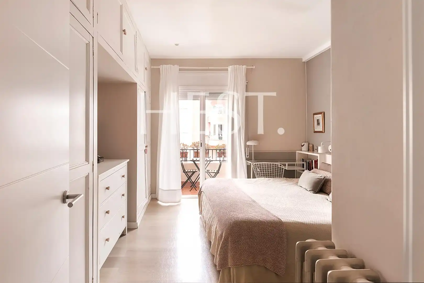 Habitación de Piso en venta en Barcelona con Calefacción, Parquet y Trastero