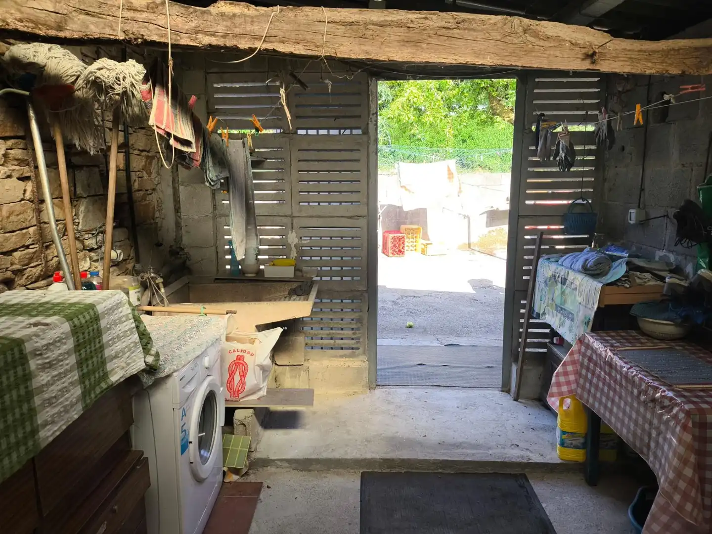 Casa o xalet en venda en Santa Comba amb Traster i Moblat