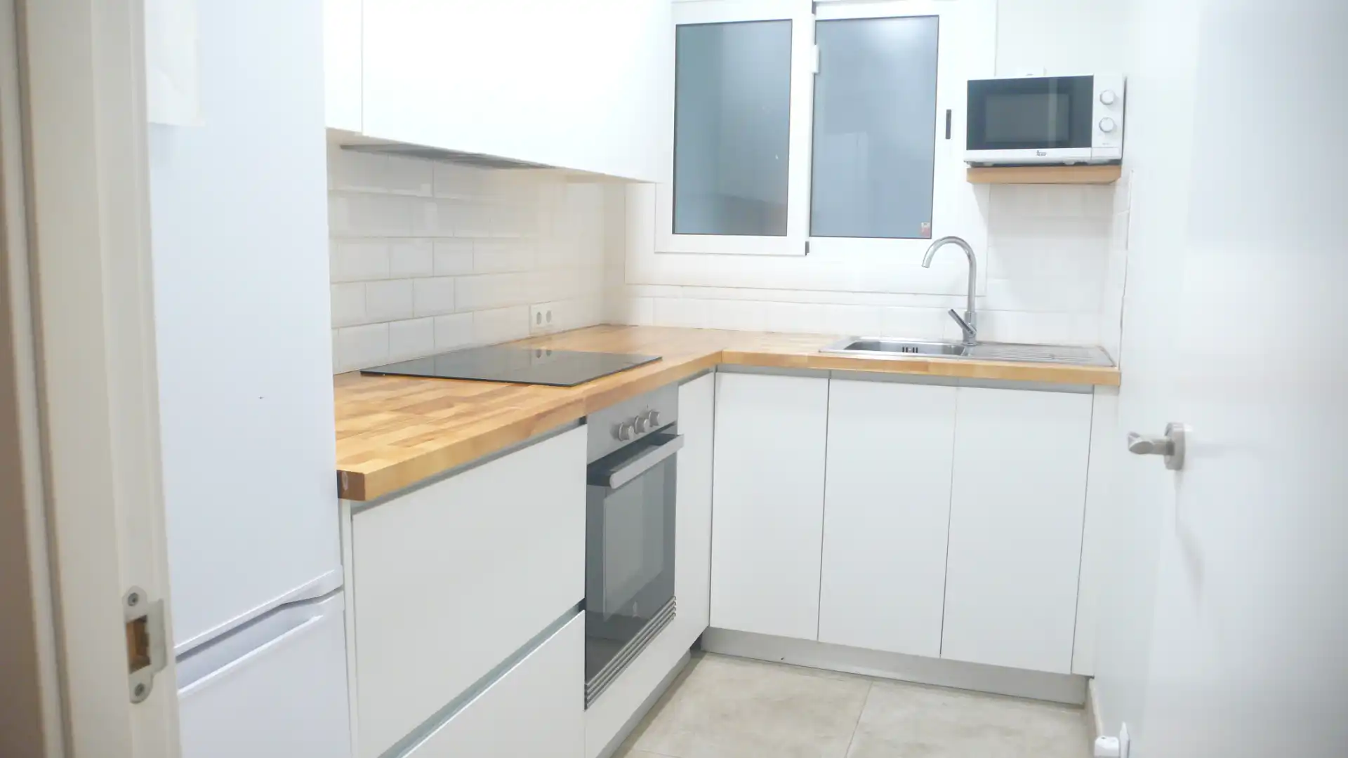 Cuina de Pis en venda en Barcelona amb Aire condicionat, Parquet i Forn
