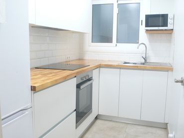 Piso con ascensor en venta en Sants - Montjuïc