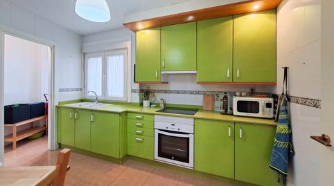 Foto 2 de Piso en venta en Rúa Merced, Los Castros - Castrillón, A Coruña Capital