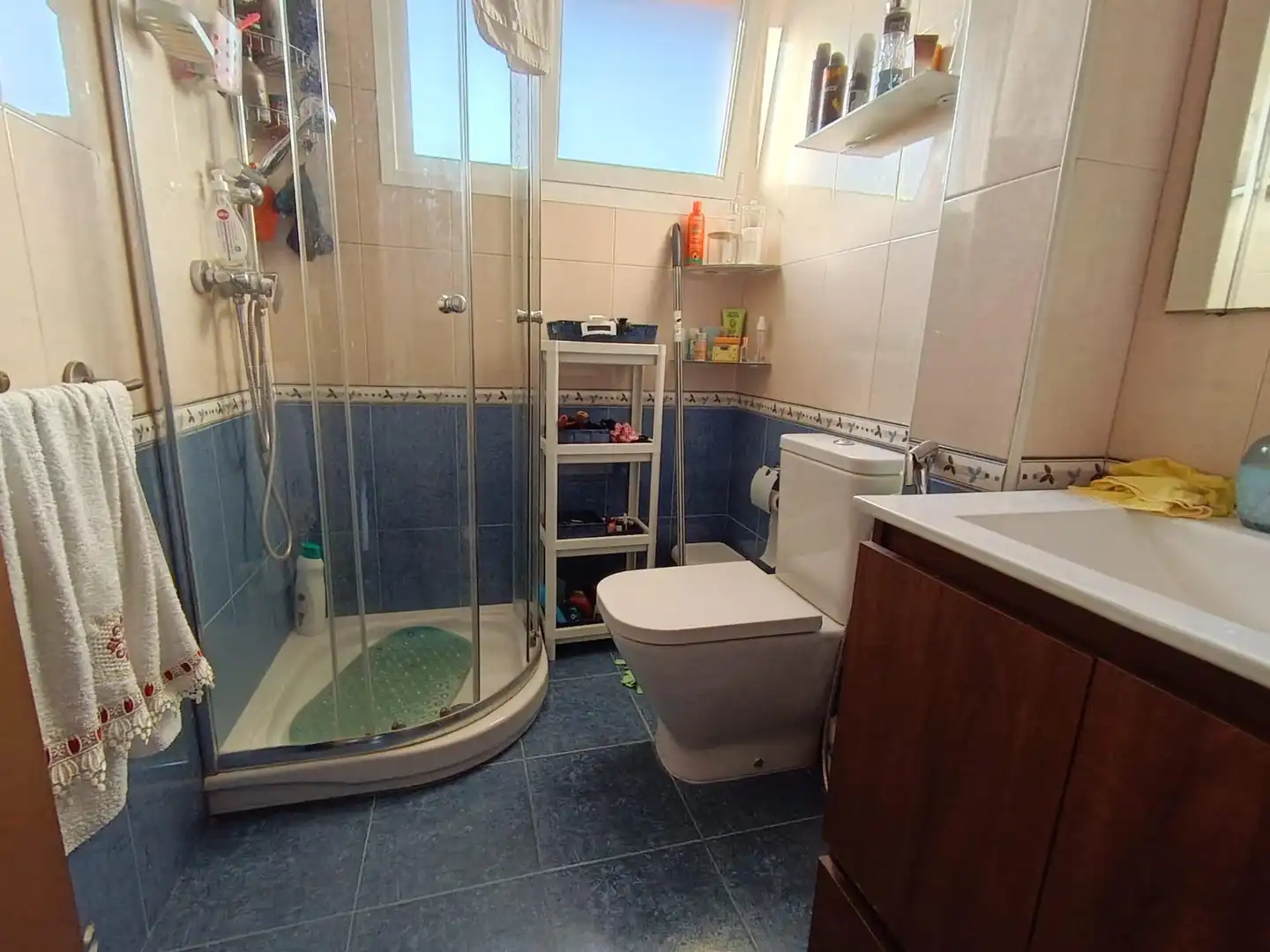 Badezimmer von Wohnung zum Verkauf in Sabadell mit Heizung