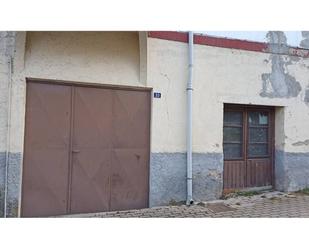 Vista exterior de Garatge en venda en Las Navas del Marqués 