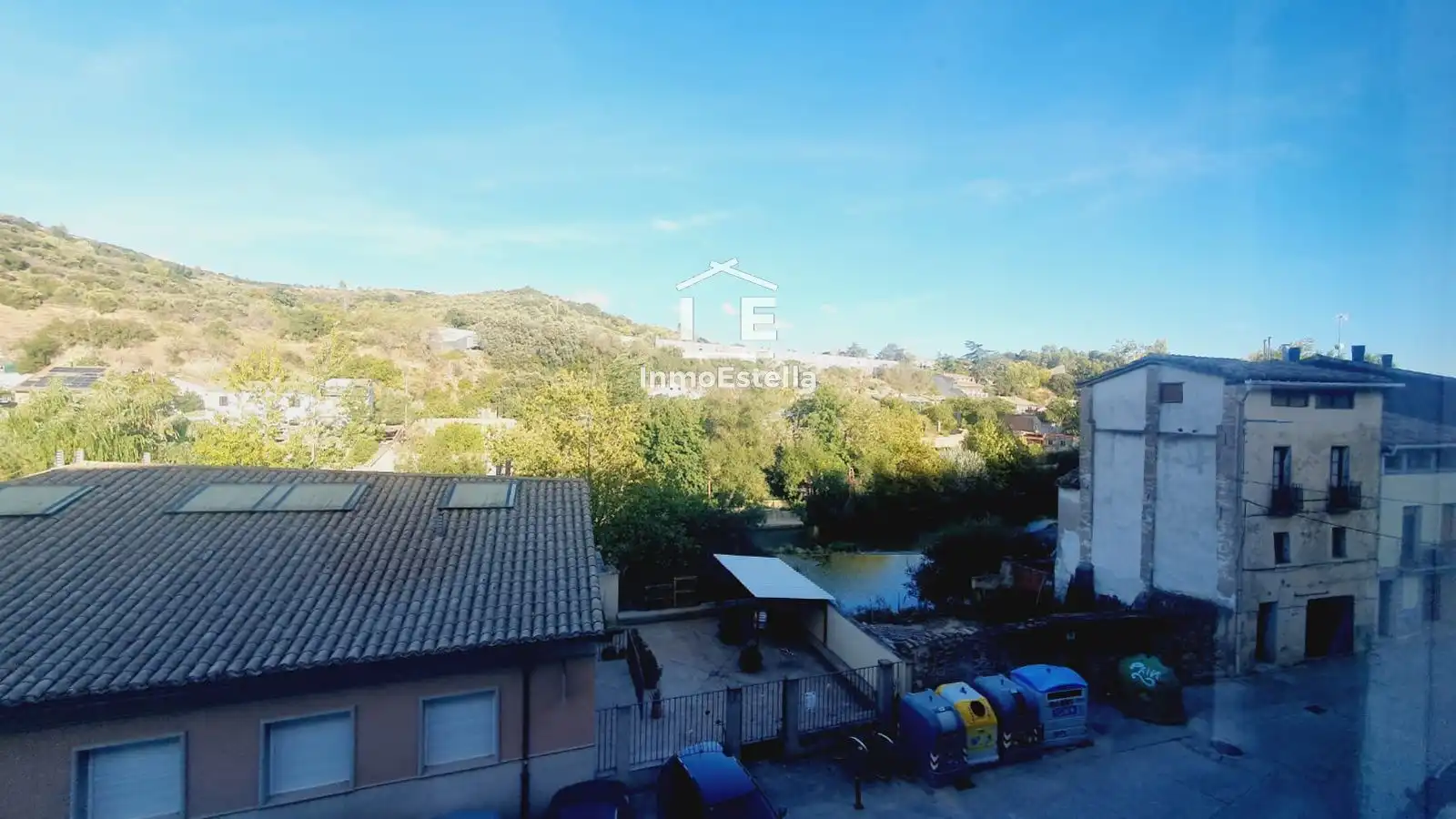 Vista exterior de Àtic en venda en Estella / Lizarra amb Calefacció