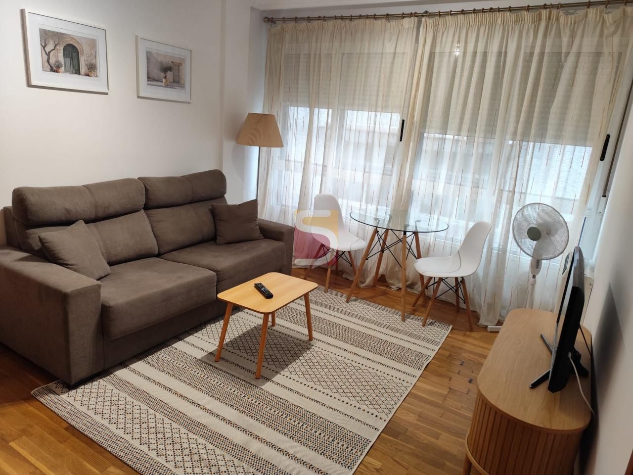 Living room of Apartment to rent in Vigo   with Heating, Storage room and Furnished