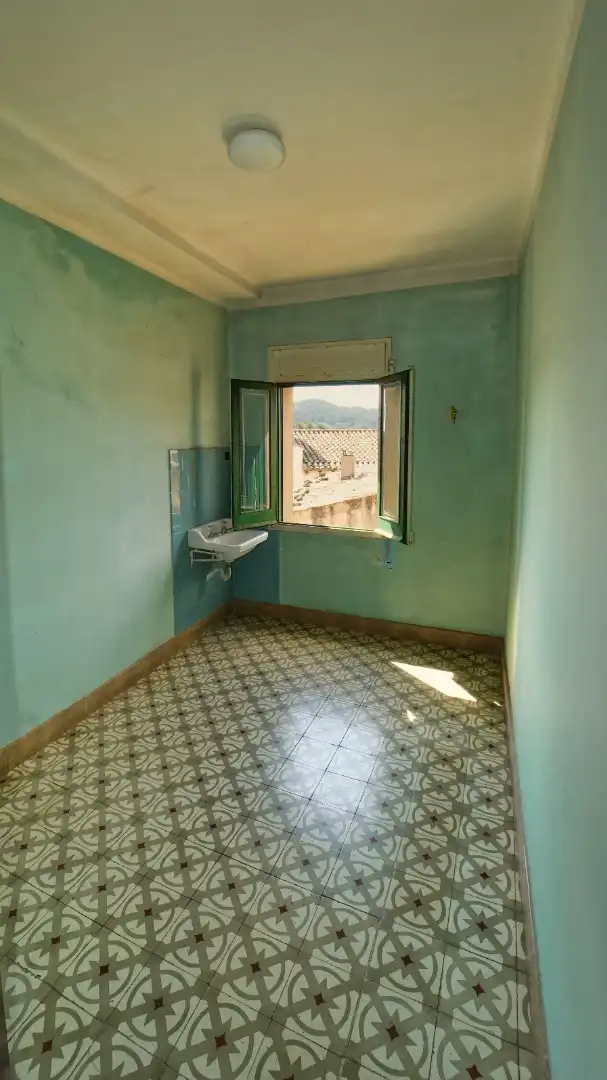 Badezimmer von Gebäude zum Verkauf in Castellterçol