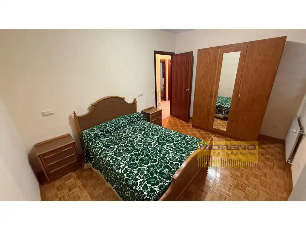 Bedroom of Flat for sale in Sarria