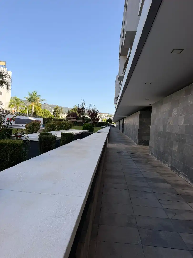 Piso con piscina en venta en Calle Marie Curie 13B, imagen 2