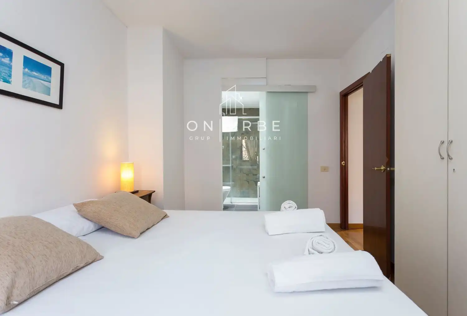 Habitación de Piso en venta en Barcelona con Aire acondicionado y Terraza