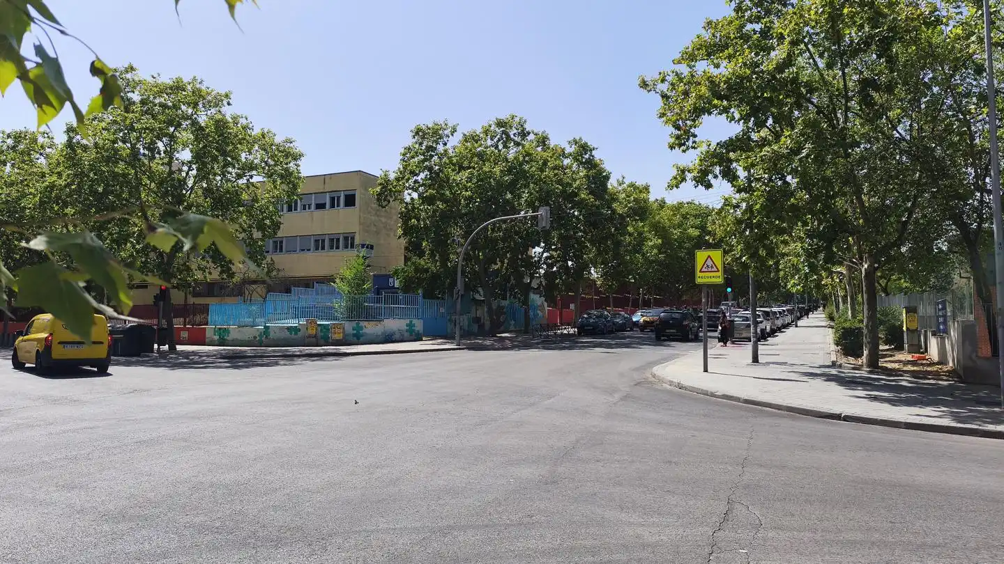 Vista exterior de Pis en venda en Madrid amb Terrassa i Traster