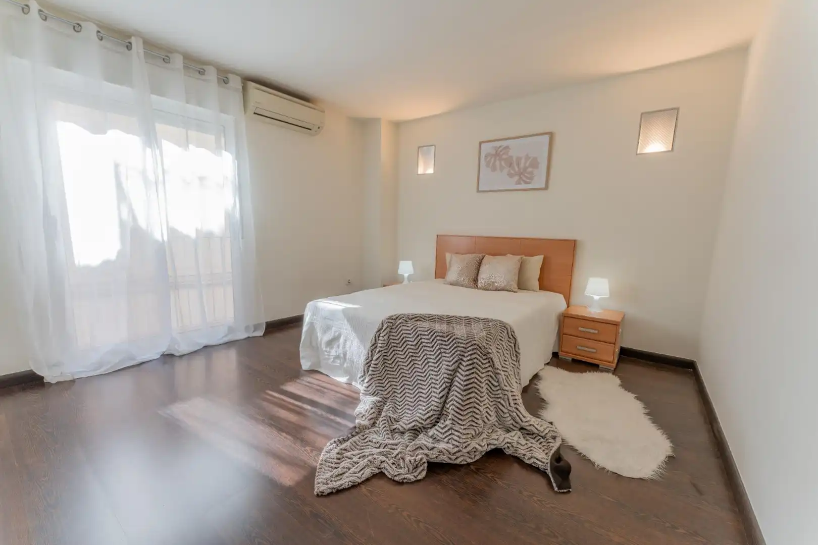 Bedroom of Flat for sale in Elche / Elx  with Air Conditioner and Balcony