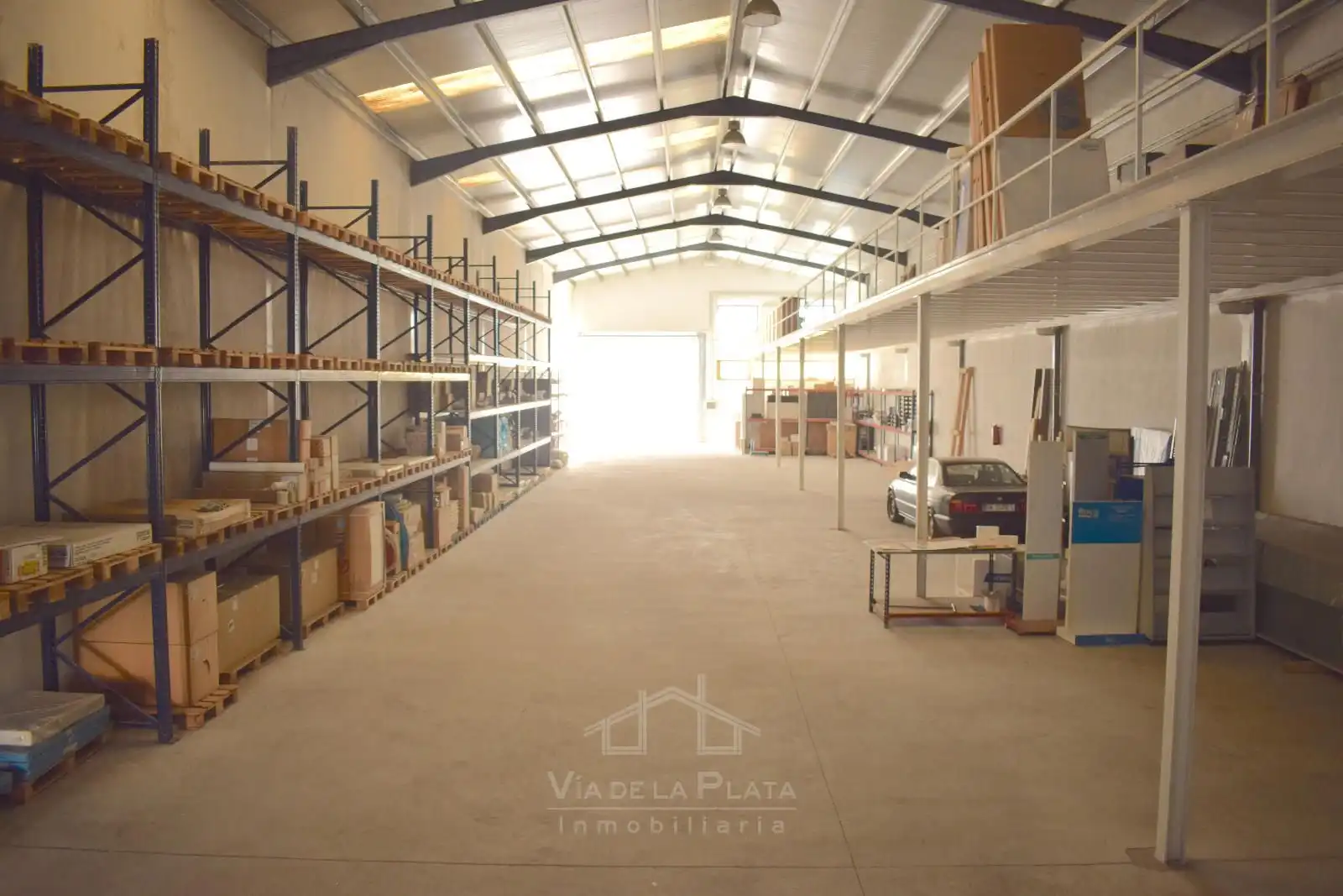 Nau industrial de lloguer a Villares de la Reina