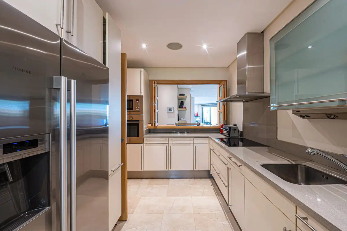 Piso con ascensor en venta en Milla de Oro, imagen 8