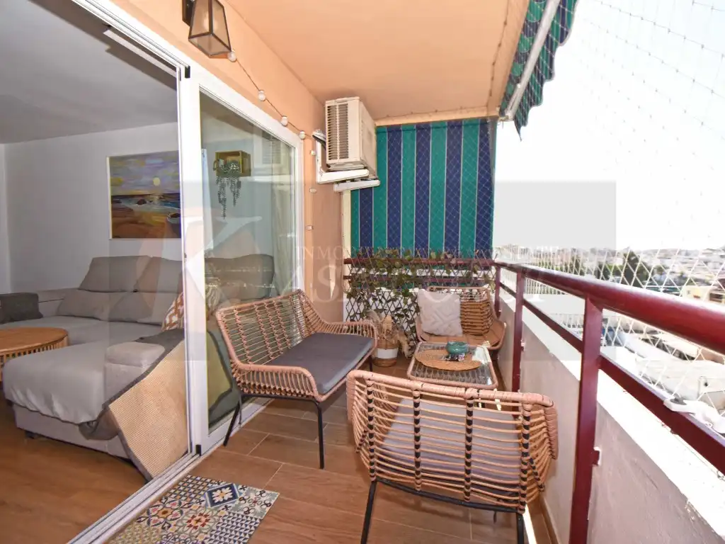 Appartamento con piscina in vendita a Las Lagunas, imagen 6