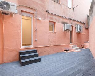 Exterior view of Flat for sale in  Barcelona Capital  with Air Conditioner, Heating and Terrace