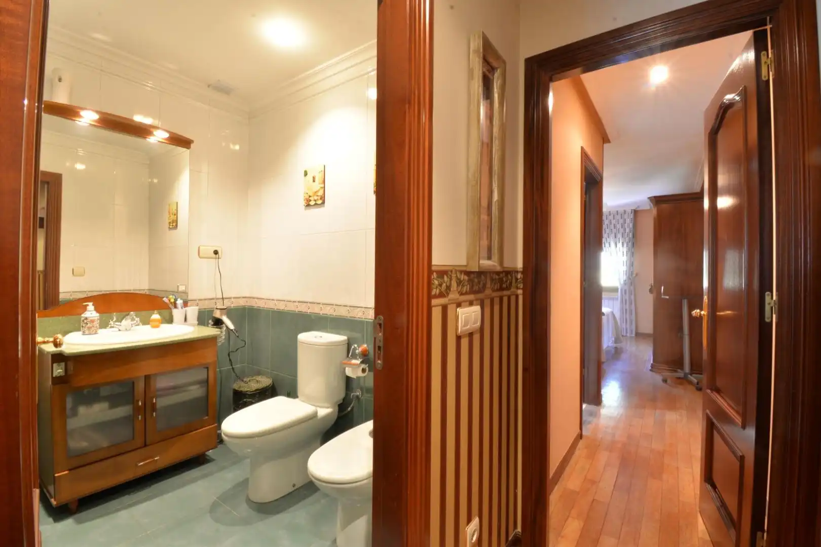 Baño de Casa o chalet en venta en Oviedo  con Calefacción