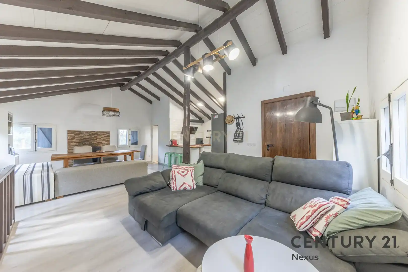 Sala d'estar de Casa o xalet en venda en Piera amb Jardí privat, Traster i Moblat