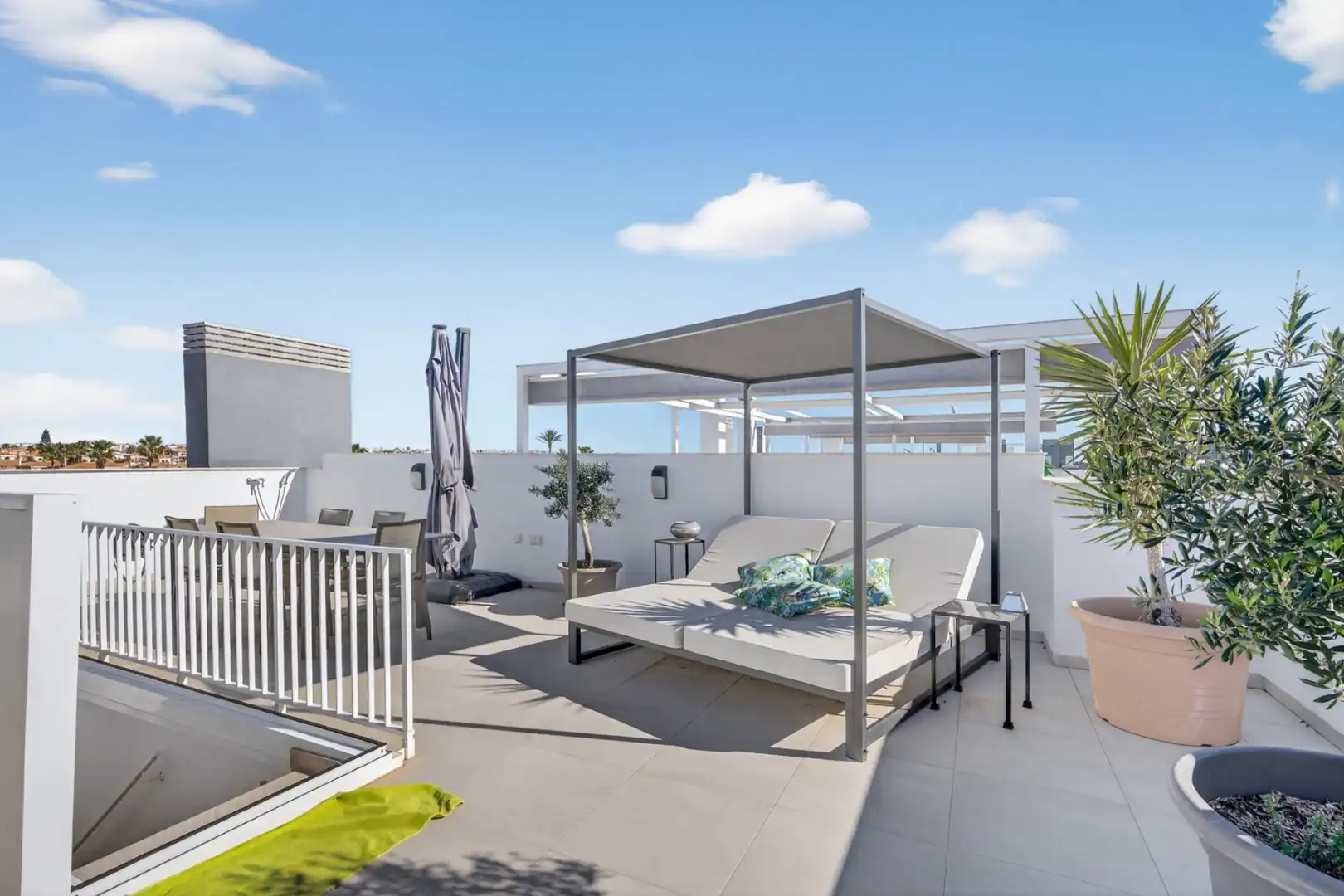 Terrasse von Dachboden zum Verkauf in Orihuela mit Klimaanlage, Heizung und Terrasse