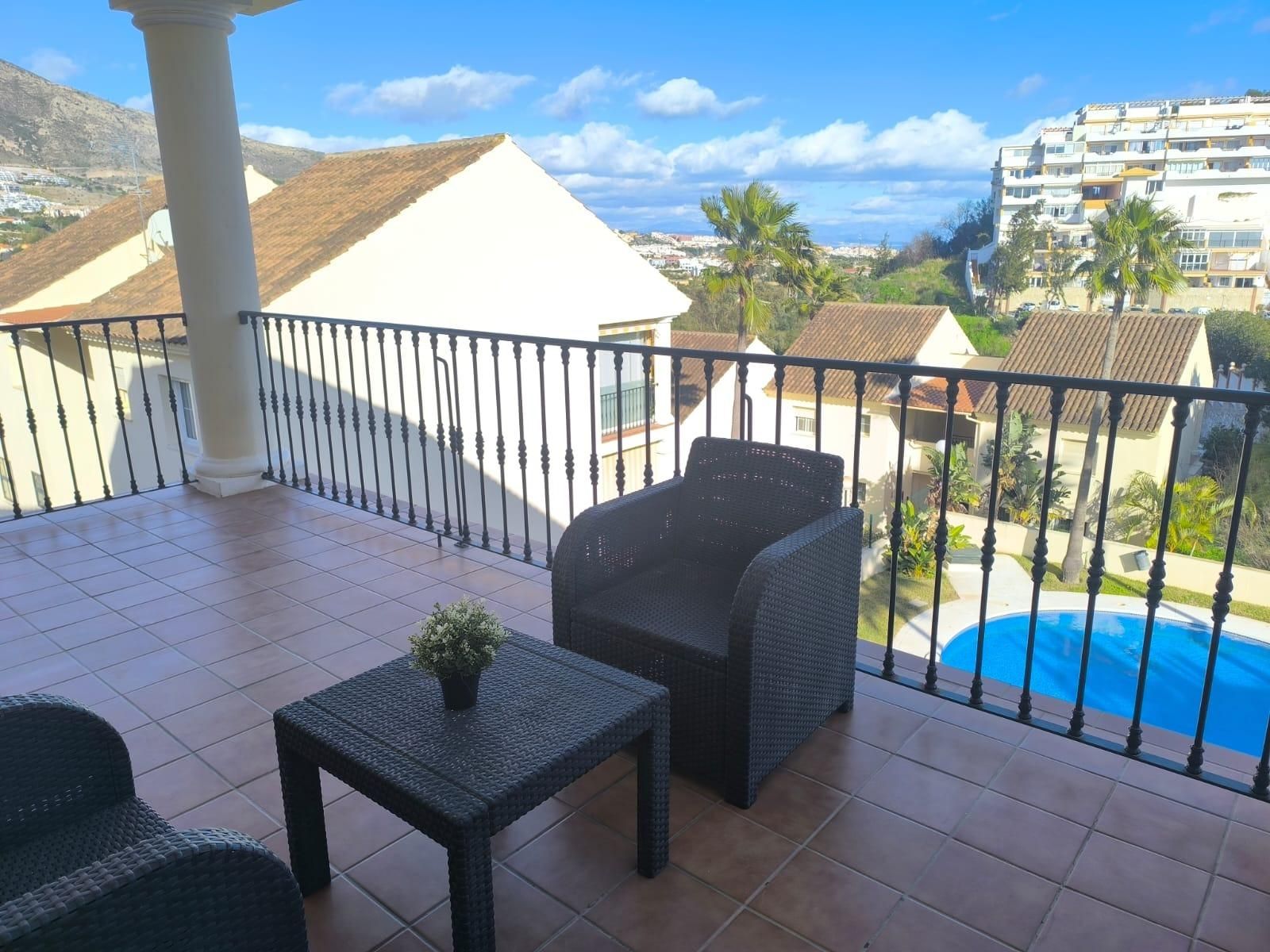 Terraza de Apartamento de alquiler en Benalmádena con Aire acondicionado, Trastero y Piscina comunitaria
