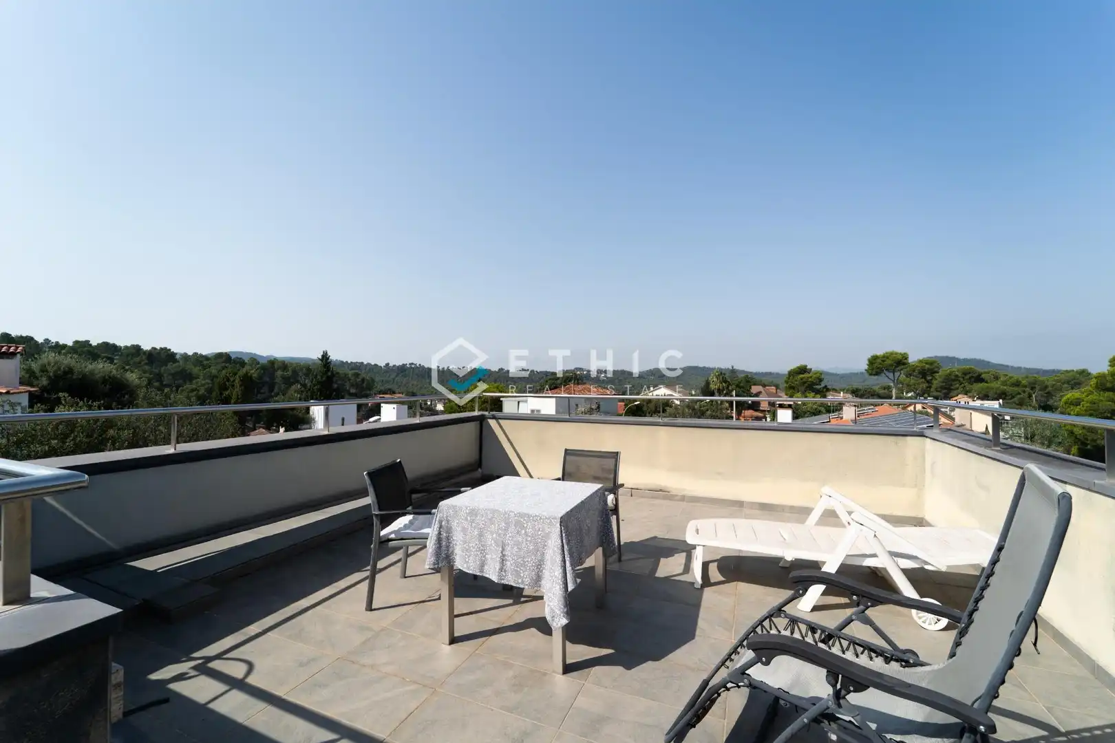 Terrassa de Casa o xalet en venda en Sant Cugat del Vallès amb Aire condicionat, Jardí privat i Terrassa