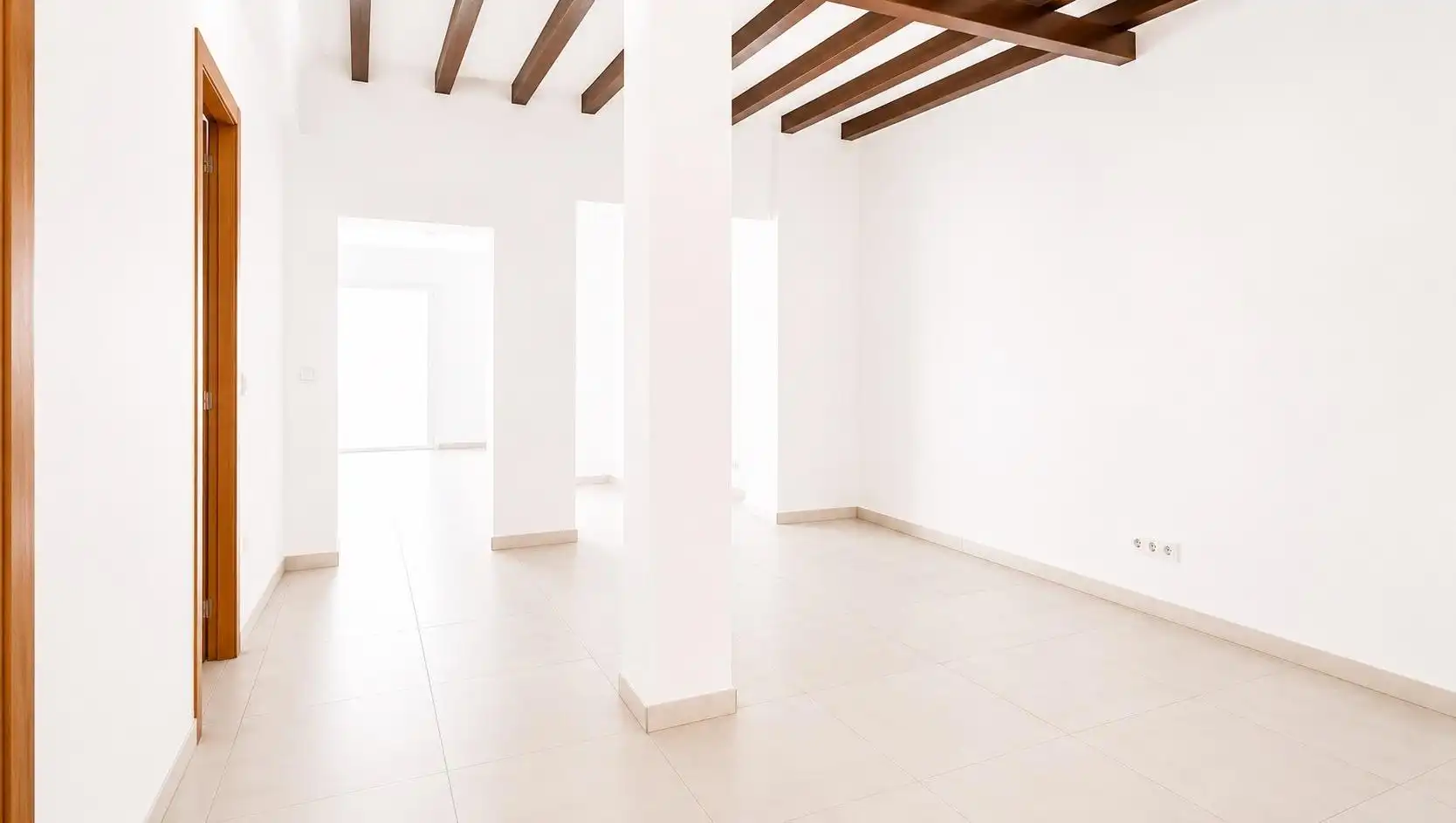 Bajo en venta en Calle CIMA, imagen 8
