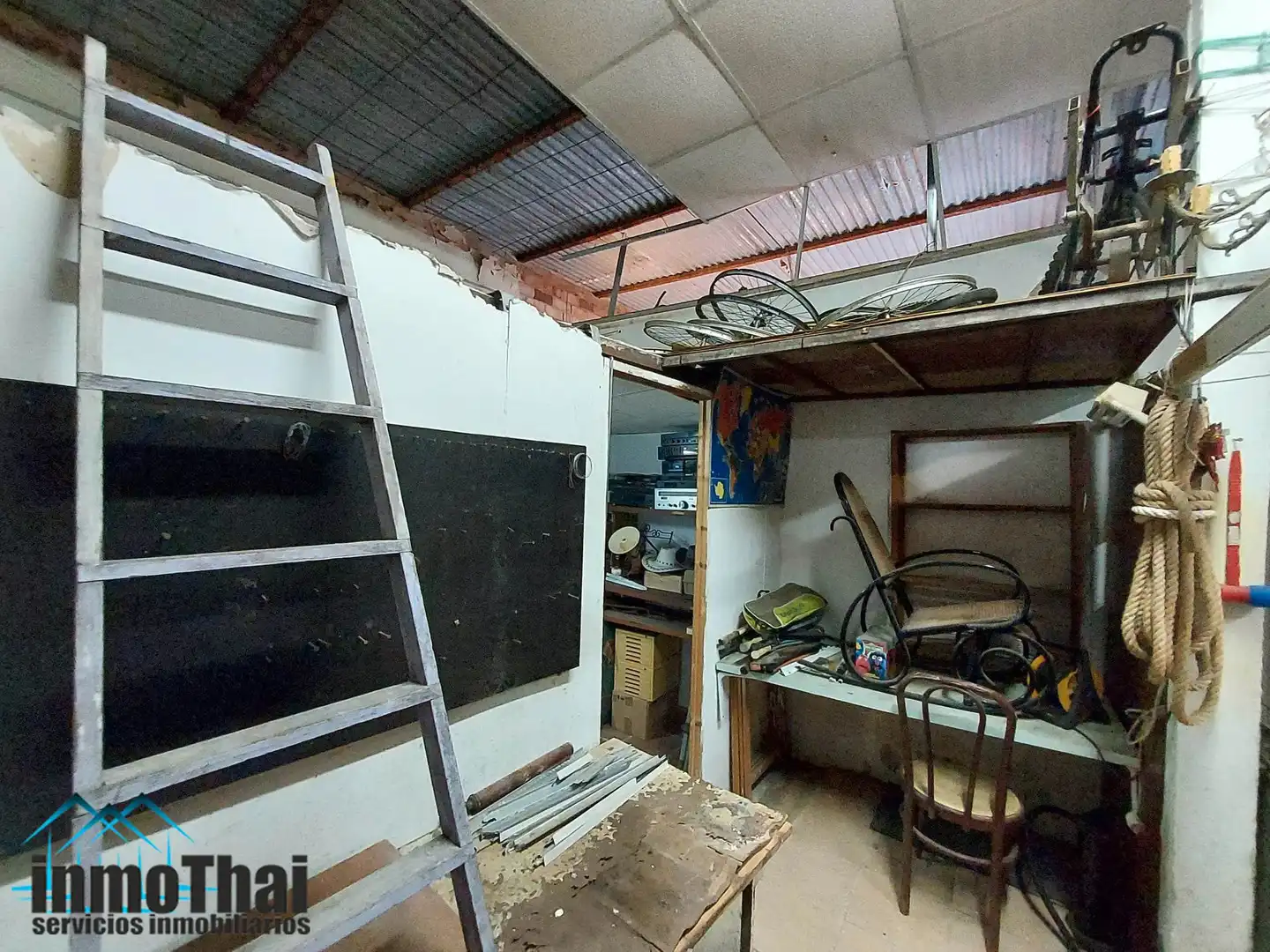 Commercial properties for sale in Ronda del Caracol, 37, Centro