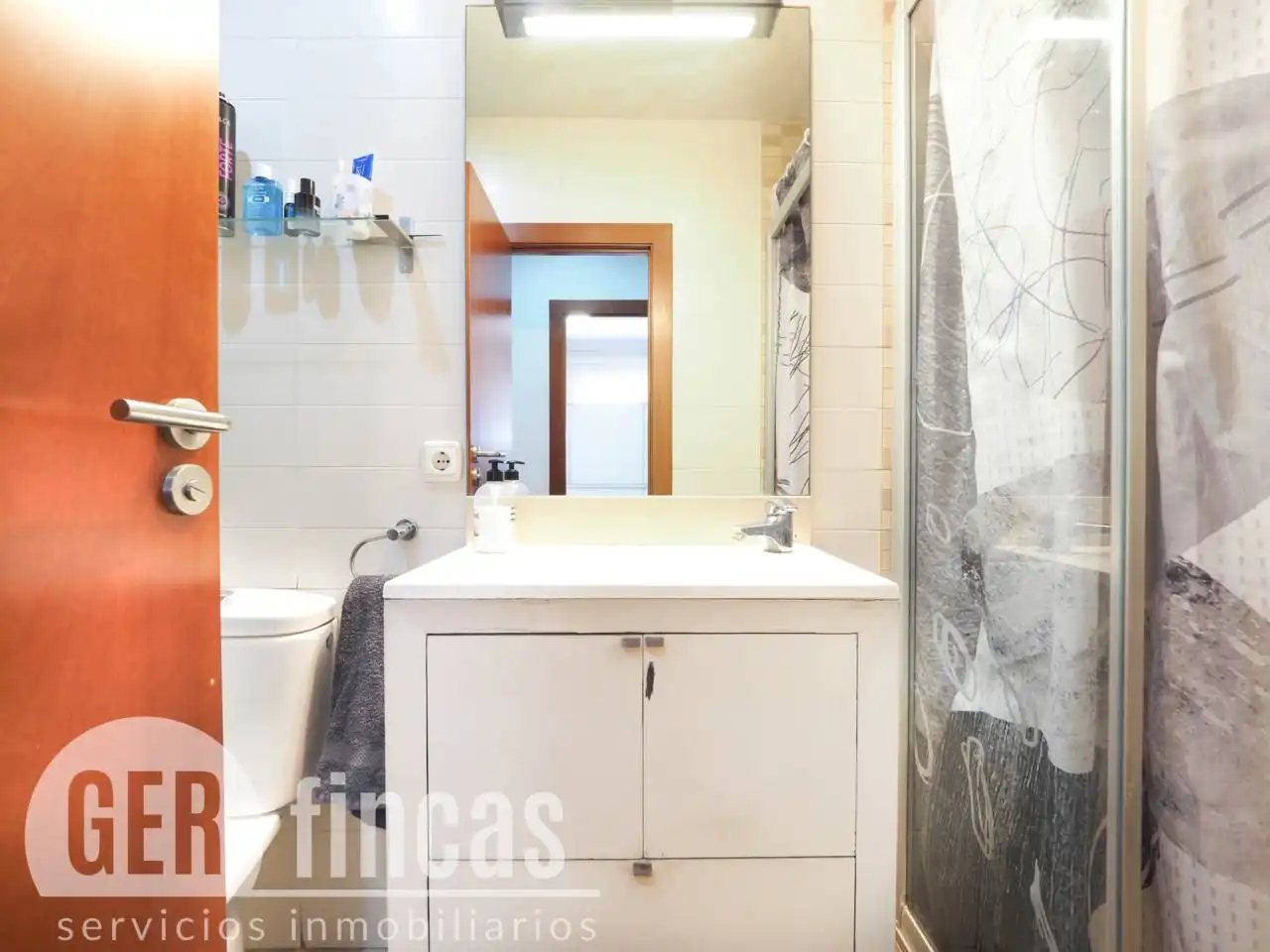 Bany de Casa o xalet en venda en Terrassa amb Aire condicionat, Calefacció i Parquet