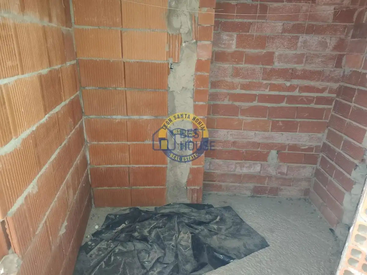 Immobles singulars en venda a Trobajo del Camino, imagen 5