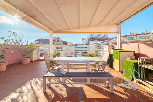 Piso en Venta en Carrer de Pi i Margall en El Baix Guinardó