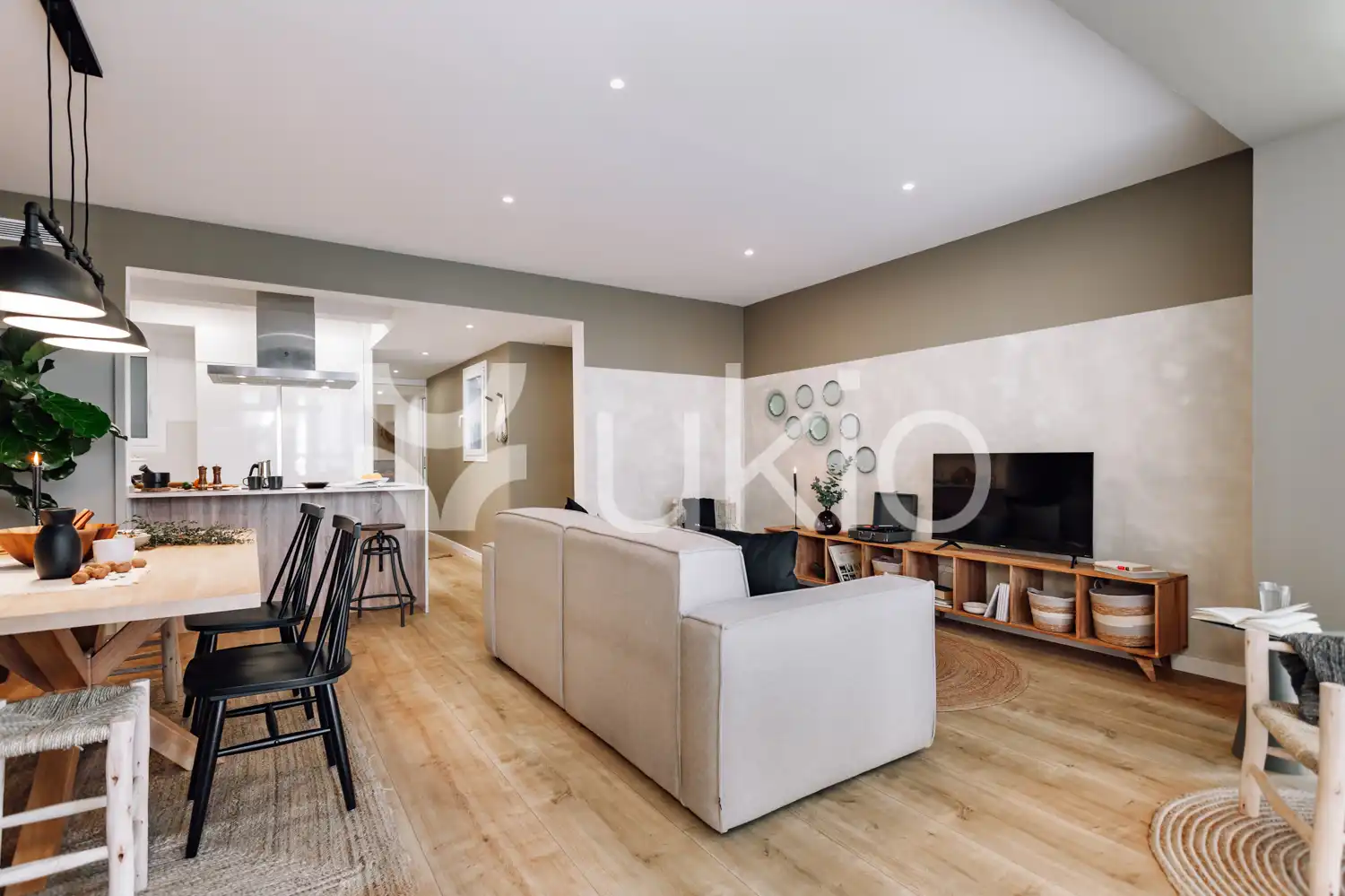 Living room of Apartments for rent in Barcelona  with Air Conditioner, Heating and Furnished