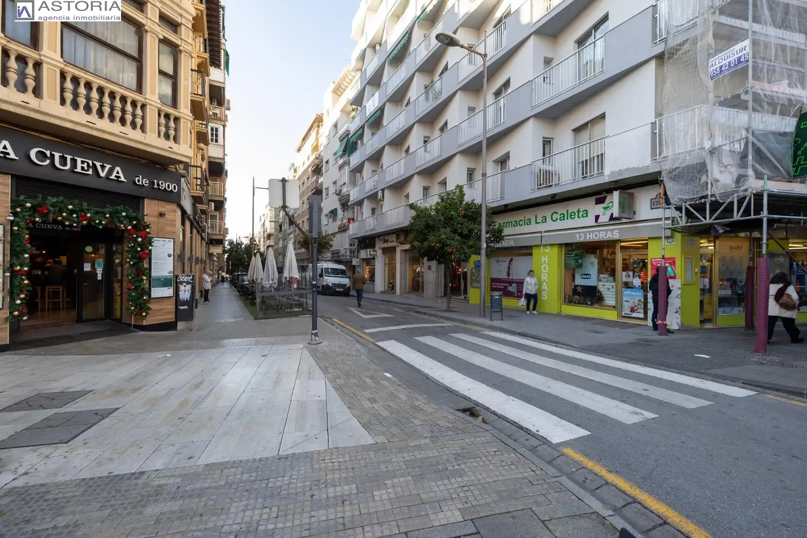 Vista exterior de Local en venta en Granada con Aire acondicionado