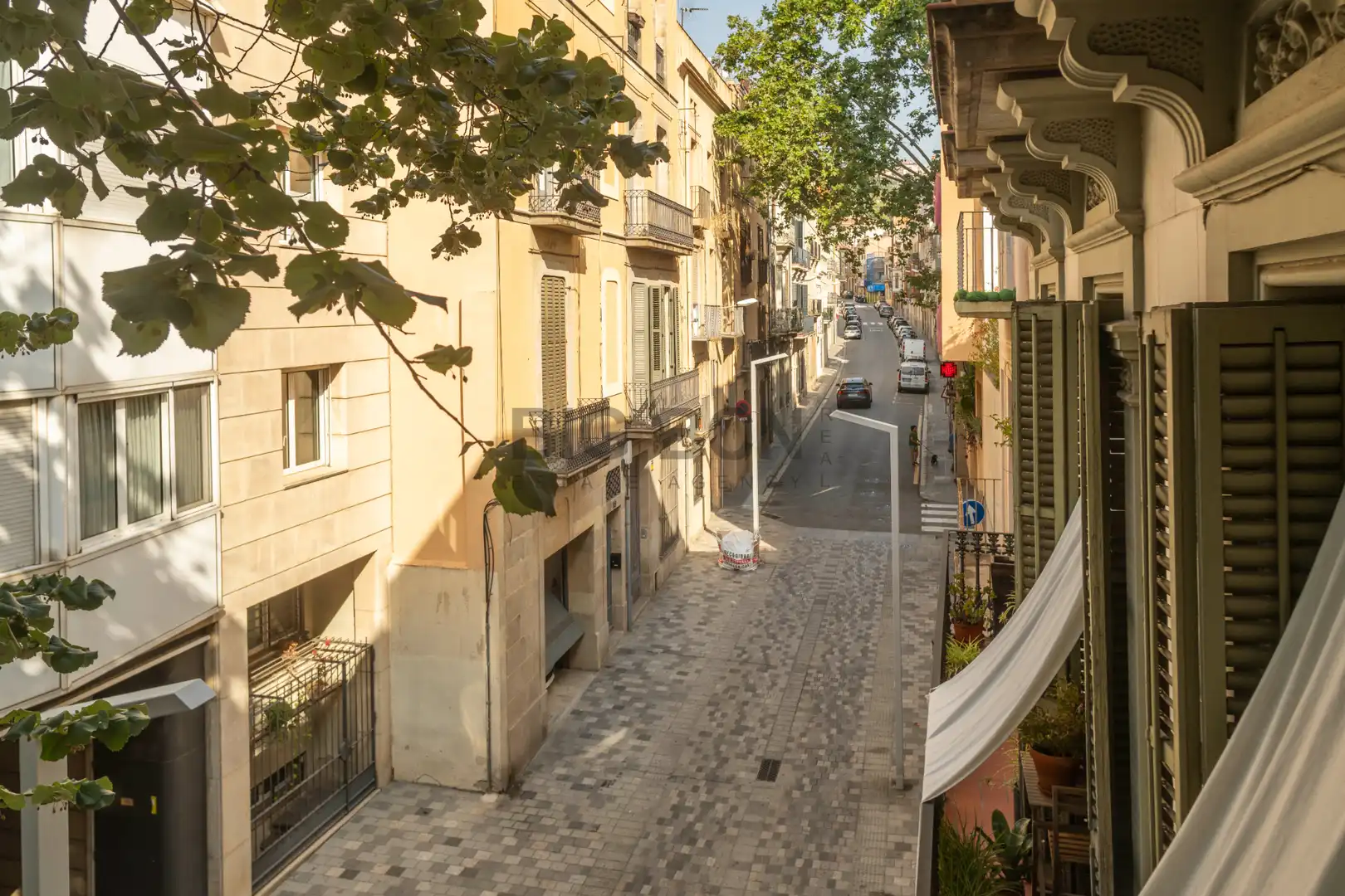 Vista exterior de Piso en venta en Barcelona con Aire acondicionado, Calefacción y Parquet