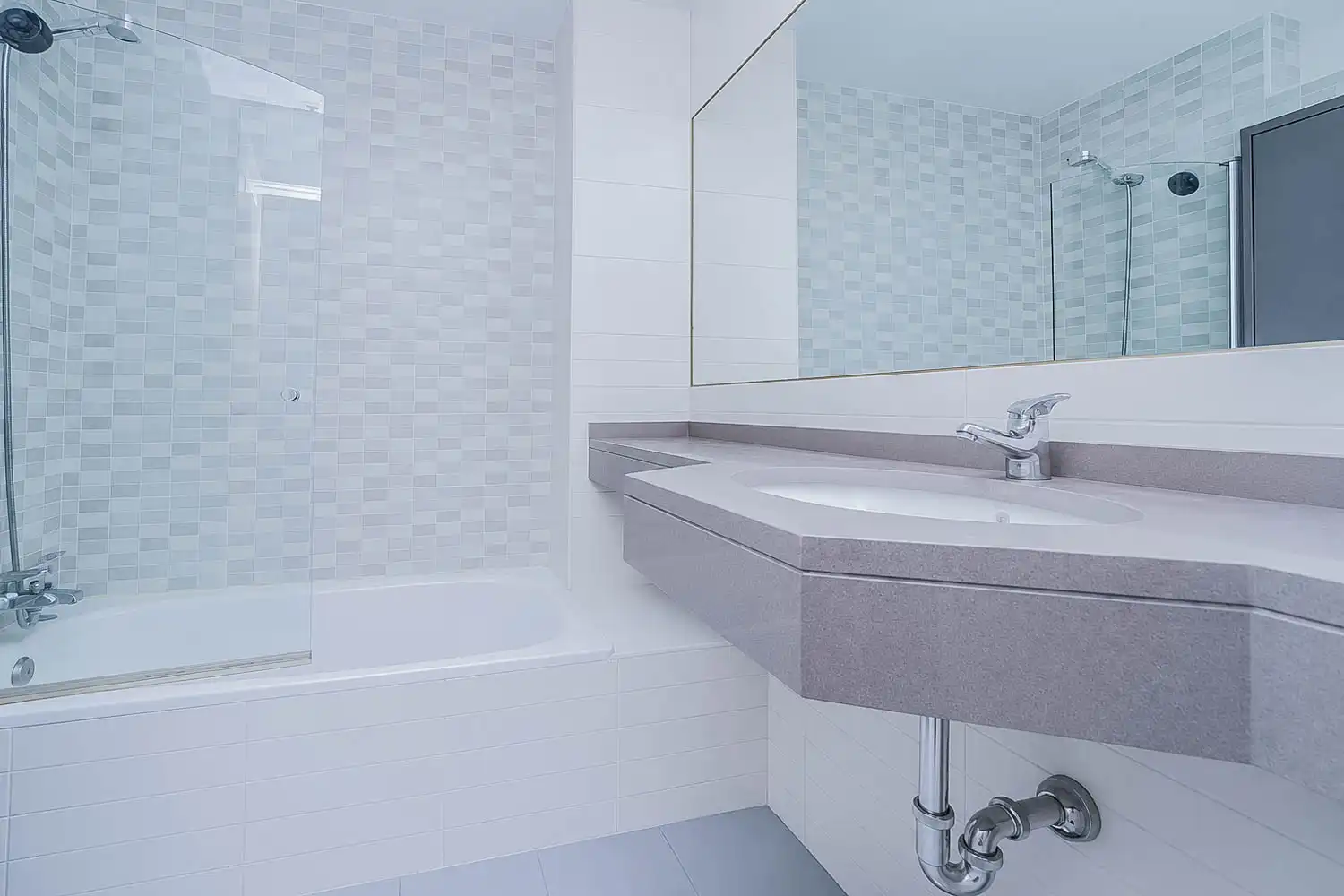 Badezimmer von Dachboden zum Verkauf in Móstoles mit Möbliert