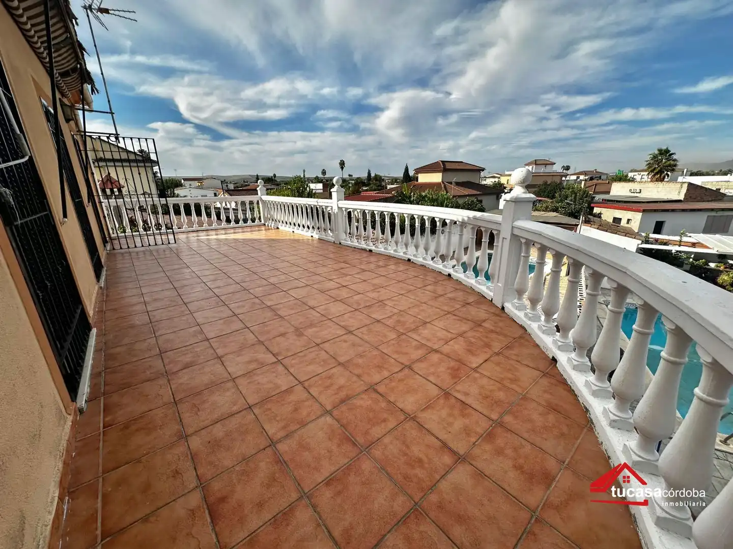 Terrassa de Casa o xalet en venda en Córdoba amb Aire condicionat, Jardí privat i Piscina