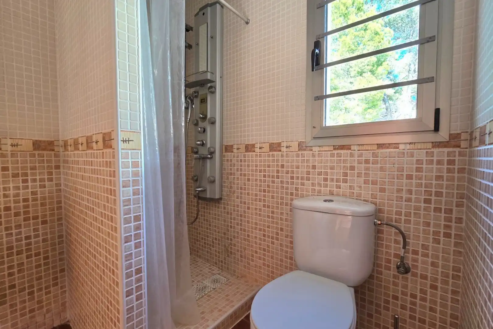 Bany de Casa o xalet en venda en Altea amb Calefacció, Terrassa i Piscina