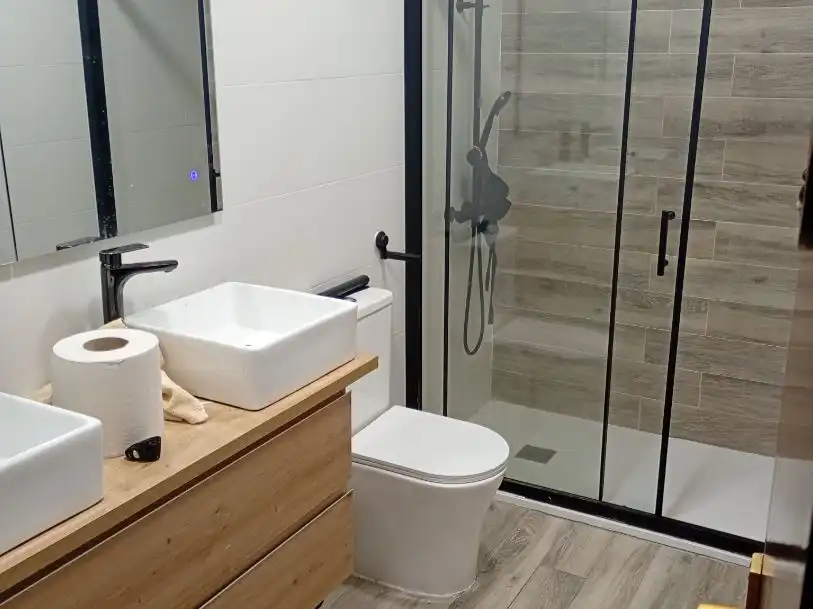 Bany de Casa o xalet en venda en Cebreros amb Terrassa i Balcó