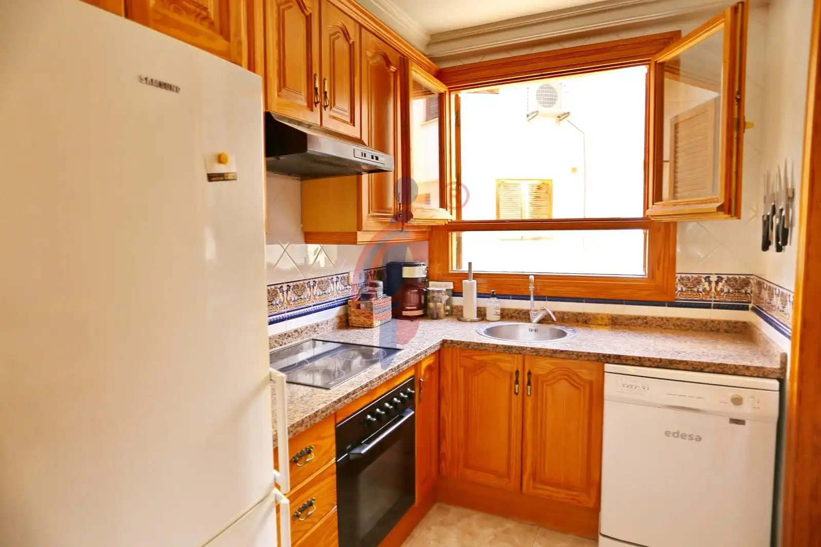 Kitchen of Detached homes for sale in Guardamar del Segura  with Air Conditioner, Heating and Terrace
