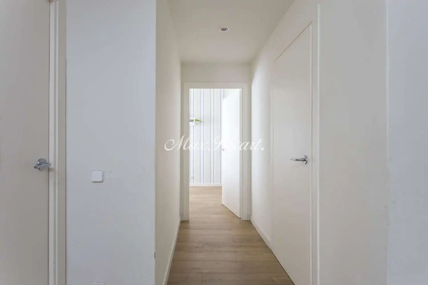 Wohnung zur Miete in Barcelona mit Klimaanlage, Heizung und Terrasse
