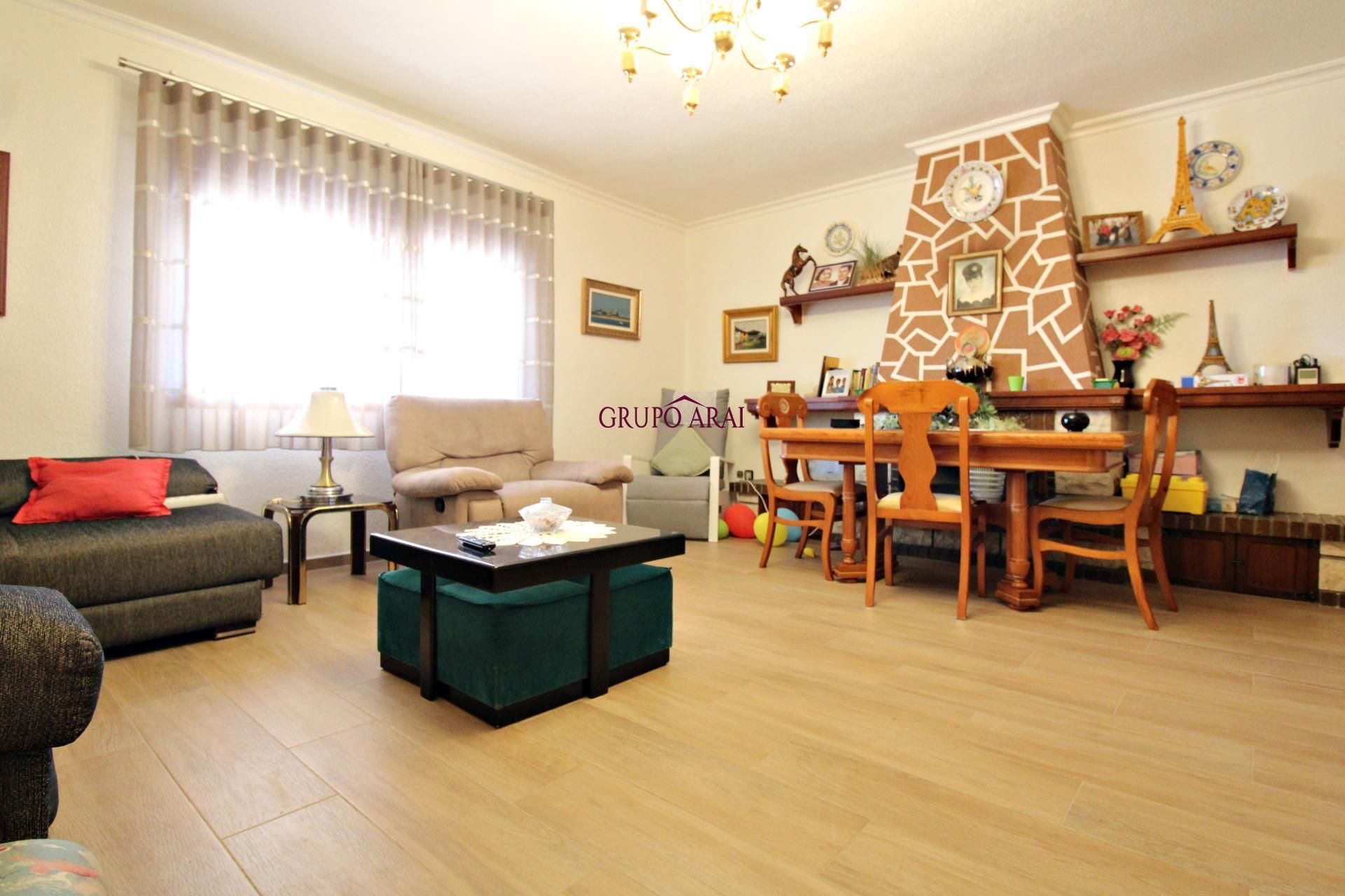 Living room of House or chalet for sale in Alicante / Alacant  with Air Conditioner, Private garden and Terrace