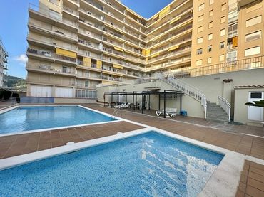 Appartement compact avec piscine à vendre à Carrer Ramon Llull 3