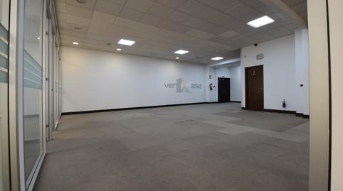 Foto 5 de Oficina en venda a Calle Poeta José Hierro, 1, San José - Buenos Aires, Pinto