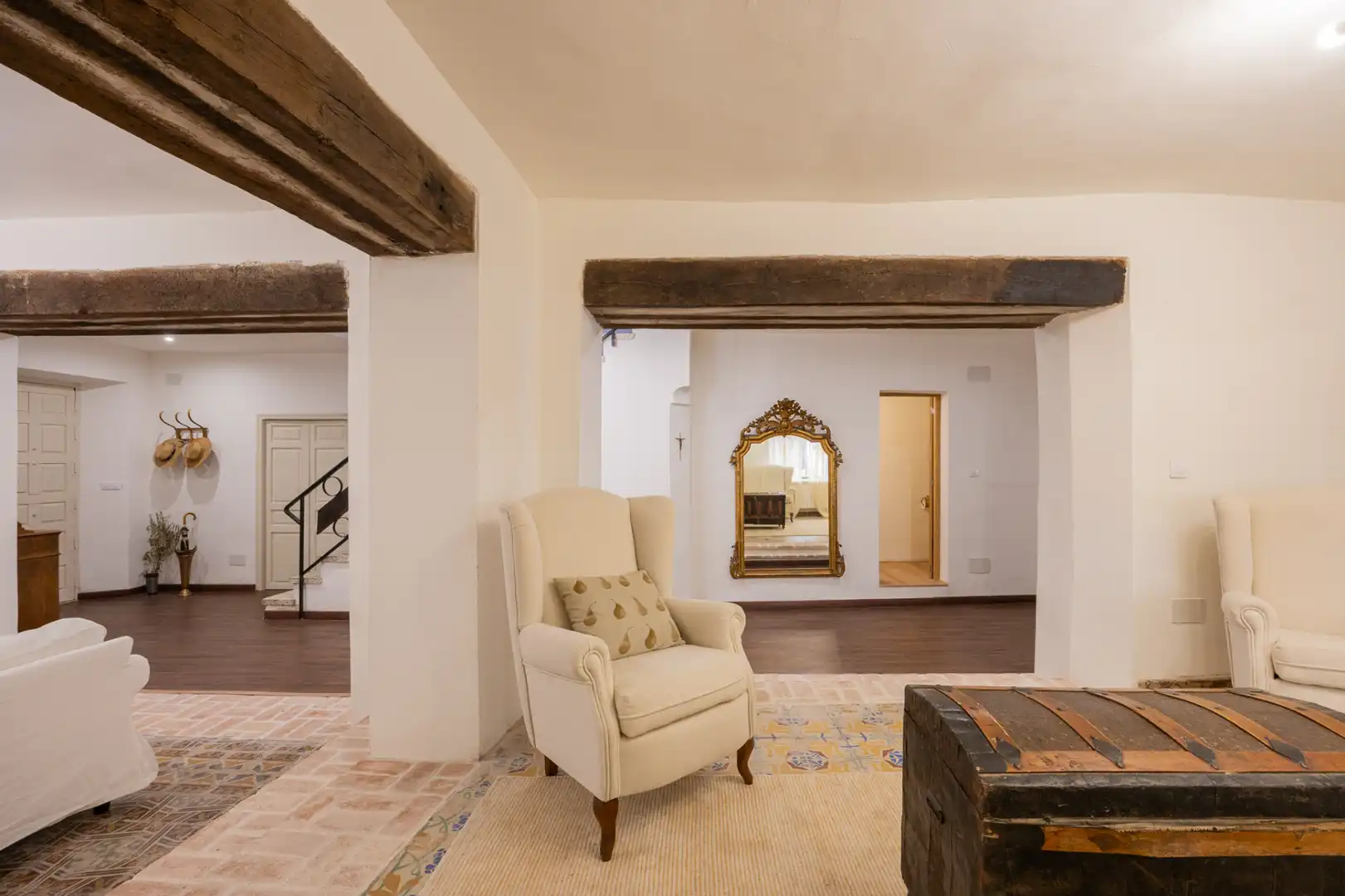 Sala de estar de Casa o chalet en venta en El Puente del Arzobispo con Aire acondicionado, Calefacción y Jardín privado